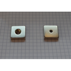 Magnes neodymowy płytkowy pod wkręt MPŁW 20x20x5 [N38] stożek 8 mm do 4 mm N lub S
