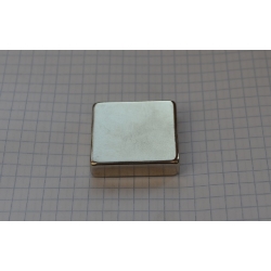 Magnes neodymowy płytkowy MPŁ 30x30x7,5 [N38]