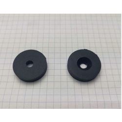 Magnes neodymowy pod wkręt w gumie MPG 25-11/6x5 N42