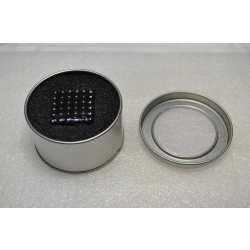 Neocube 5mm z pudełkiem metalowym CZARNE 216szt