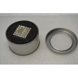 Neocube 5mm 216szt  kulki magnetyczne z pudełkiem metalowym srebrne