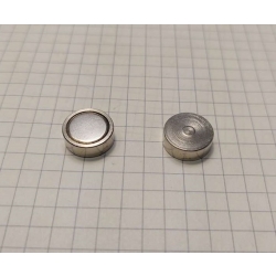 UM 13x4,5 z magnesem neodymowym w obudowie niklowany [N38]