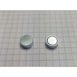 UM 10x4,5 z magnesem neodymowym w obudowie ocynkowany [N38]