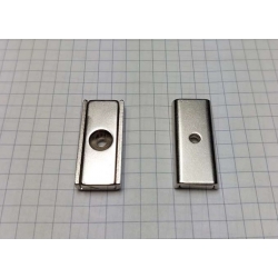 Magnes neodymowy UM MPŁ 30x13,5x5 [N38] stożek 6 mm do 3,5 mm